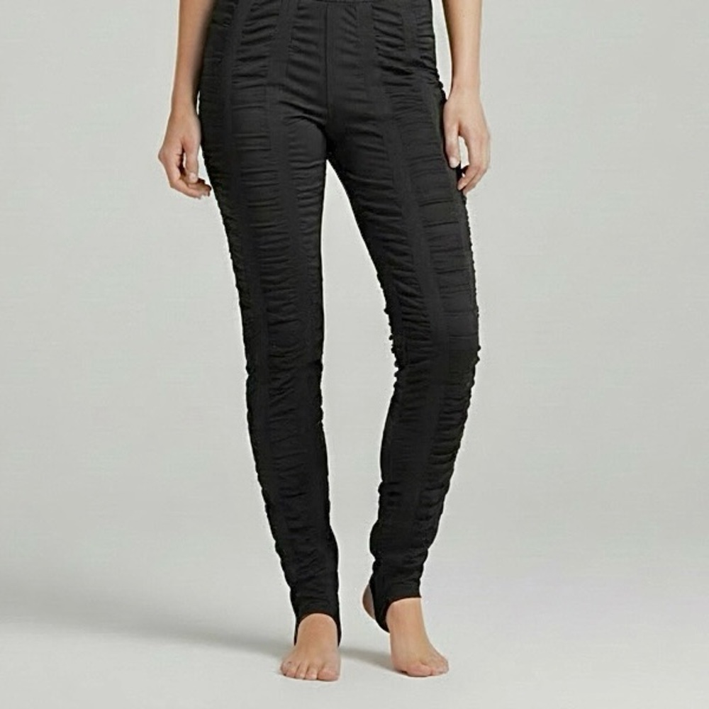 Skinnify Black Resistance Band High-Rise Ruched Butt Stirrup Leggings‎